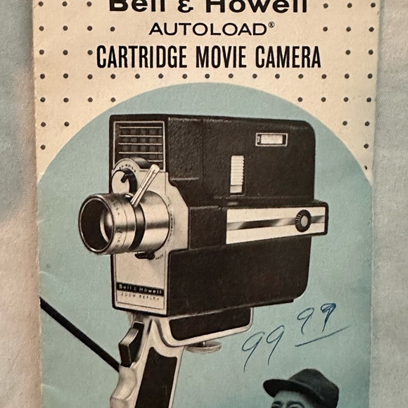 Vintage Bell & Howell Autoload Cartridge Movie Camera w Original Brochure. - Picture 12 of 14